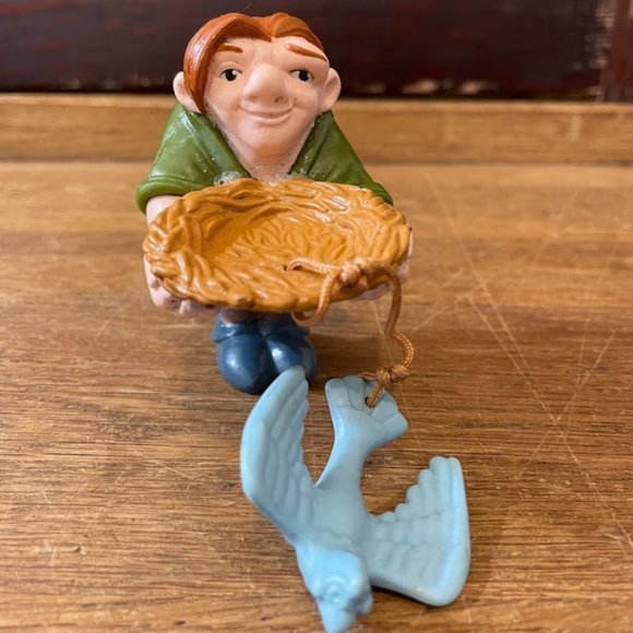 Quasimodo The Hunchback Disney Figure with Bird Nest and Blue Bird - Picture 2 of 7